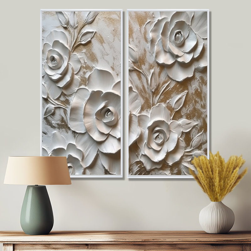 Roses blanches en fleurs - impressions florales sur toile, H 40 po x l 40 po, Reproduction encadrée sans passe-partout, Blanc