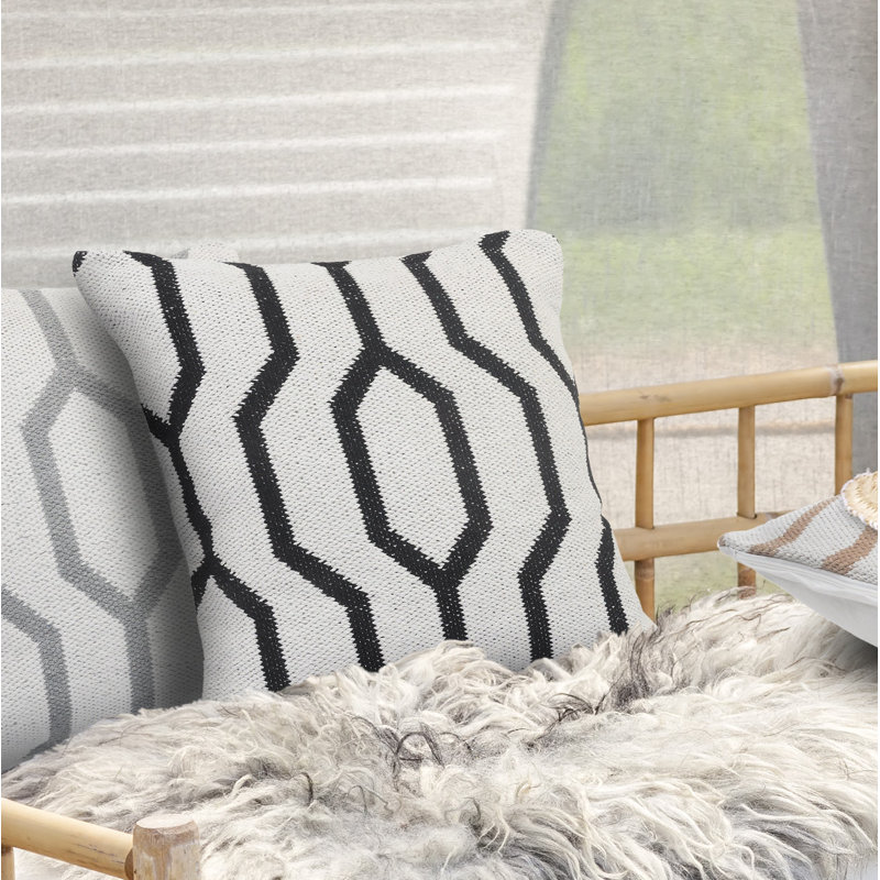 Housse de coussin carré 100% coton Silliman, Noir, Polyester/ bourre en polyester