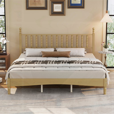 Lit plateforme très grand en bois avec tête de lit en forme de gourde, style rétro et support en lattes de bois pour une expérience de sommeil élégante et durable