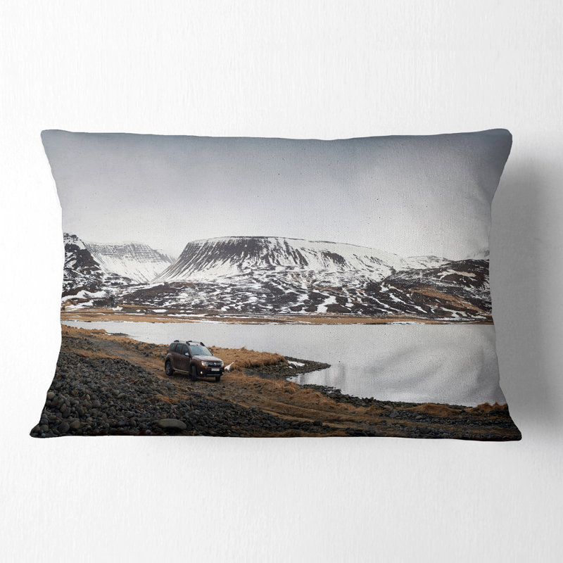 SUV Road Trip Adventure - Coussin imprimé paysage