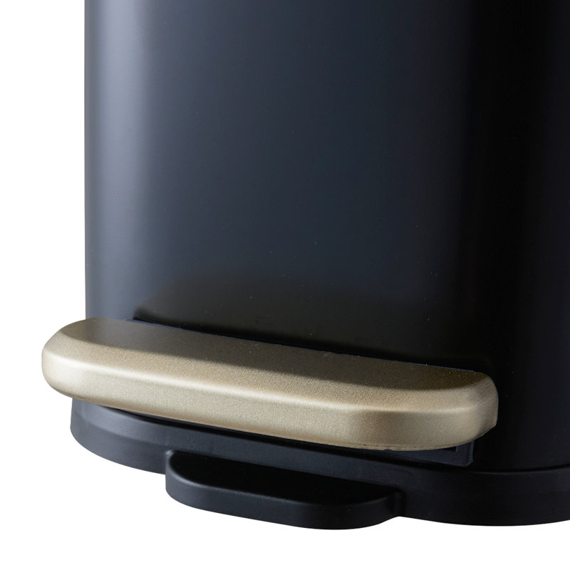 Plastic Step On Waste Bin - 5L