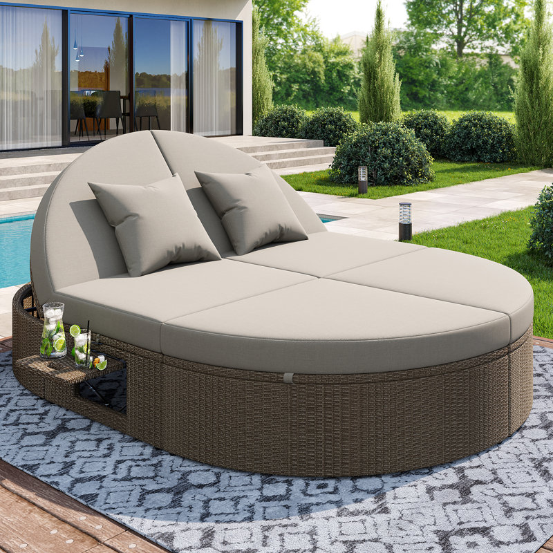 140.5cm Wide Curved Steel Patio Daybed