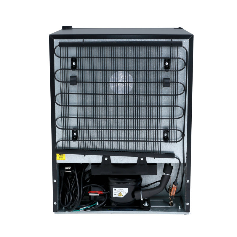 Avanti 2.2 cu. Réfrigérateur compact, Noir