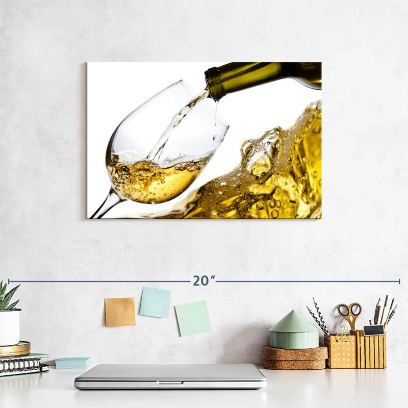 Yarlin White Wine Splash, 8" H x 12" W