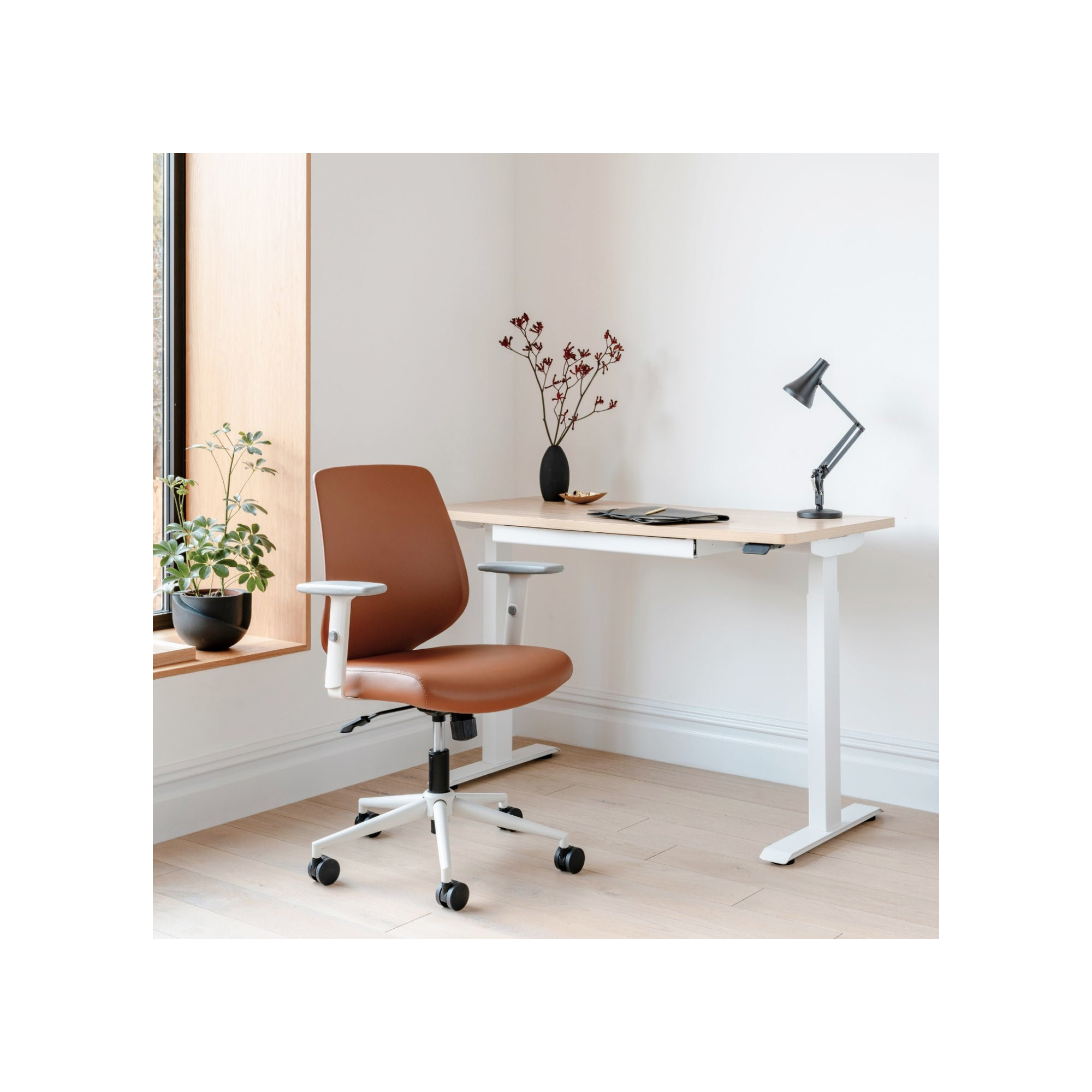 Daily Chair, Dune, White