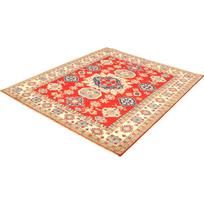 Tapis unique en laine noué à la main Gazni doré des années 2010 de 8 pi 6 po x 9 pi 7 po Qaiden