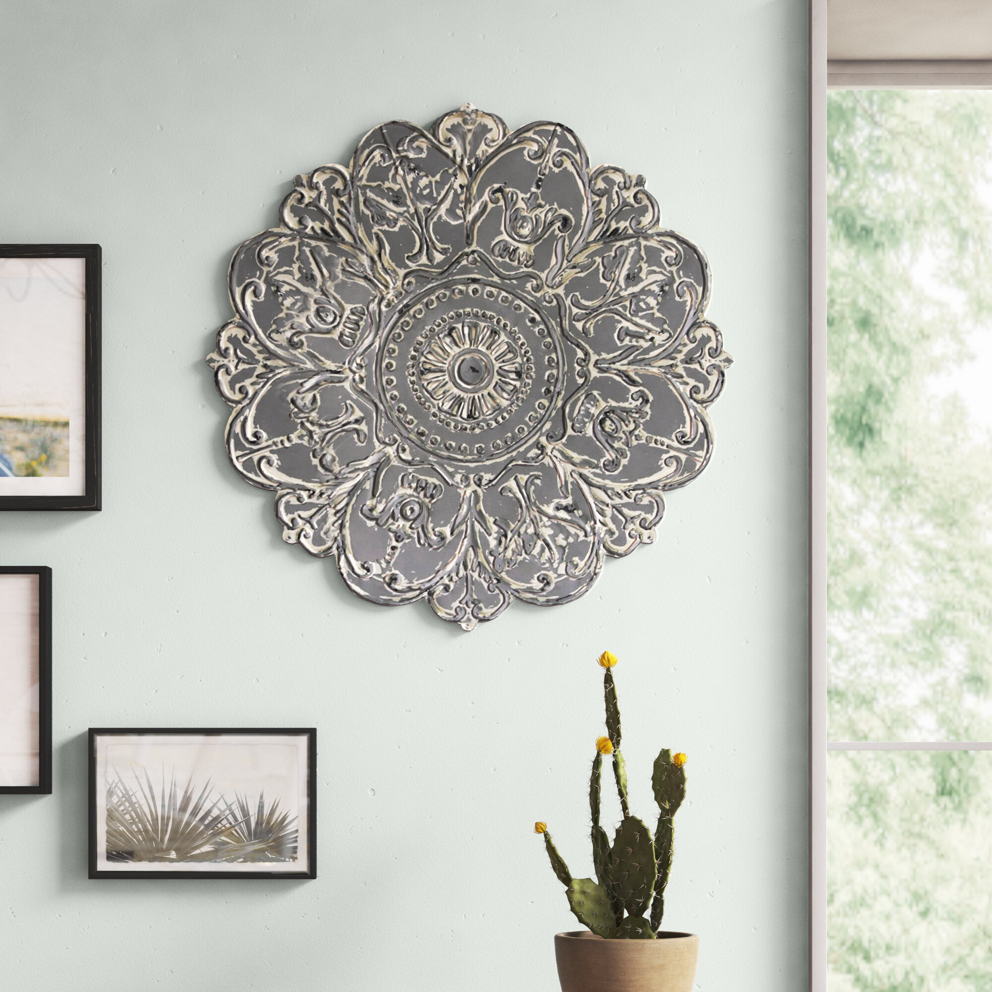 Mistana™ Ensemble de 3 décorations murales fleurs en métal et Commentaires  - Wayfair Canada