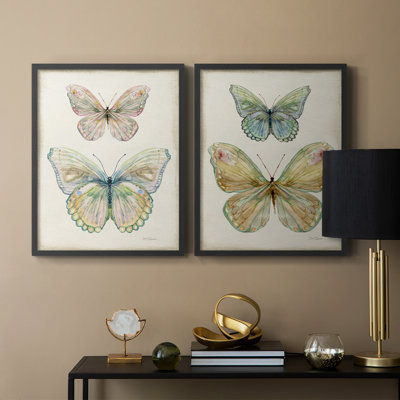 «Botanical Butterfly I», reproduction encadrée de qualité supérieure - prête à être accrochée - aucun clou requis - aucun clou requis