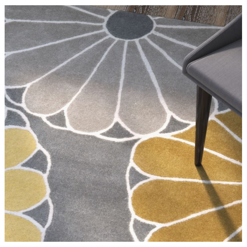 Carolette Hand Tufted Wool And Viscose Floral Rug, Rectangle 7'6" x 9'6"