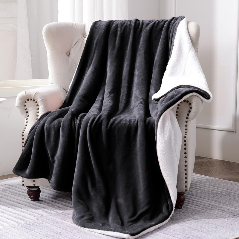 Sanborn Soft Reversible Sherpa Fleece Fur Thick Blanket Throw, Black, 200cm x 240cm