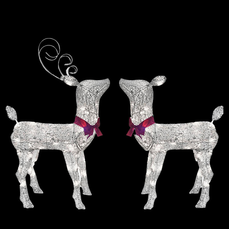 Figurines Morphing Buck and Doe