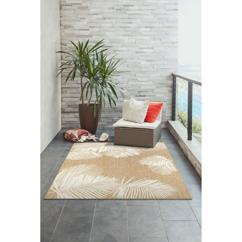 Saldanha Floral Indoor / Outdoor Rug, Rectangle 7'10" x 9'10"