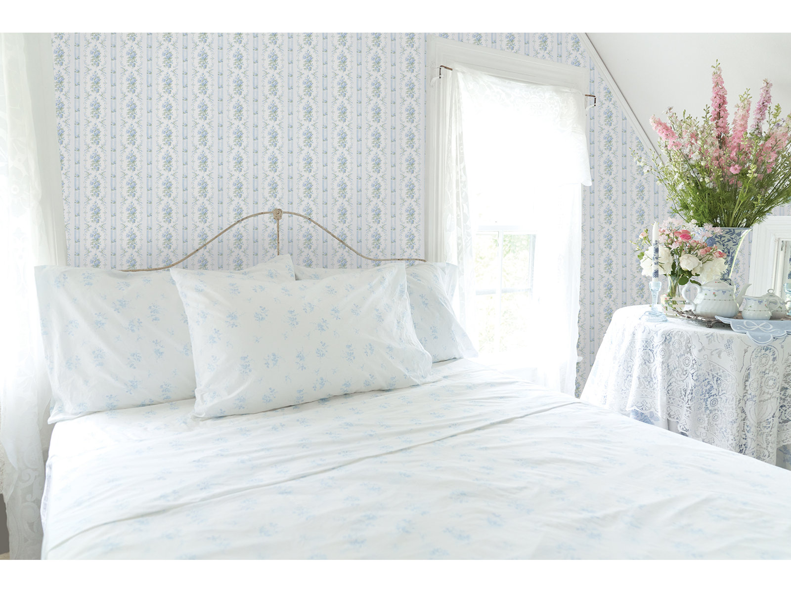 Dreamy Days Wallpaper Double Roll, 20.5" W x 396" L, Blue, Non-Pasted