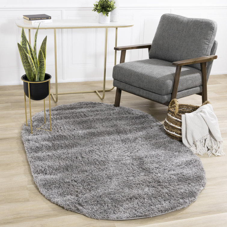 Solid Colour Machine Woven Polypropylene Area Rug in Grey