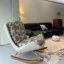 Chaise berçante moderne rembourrée