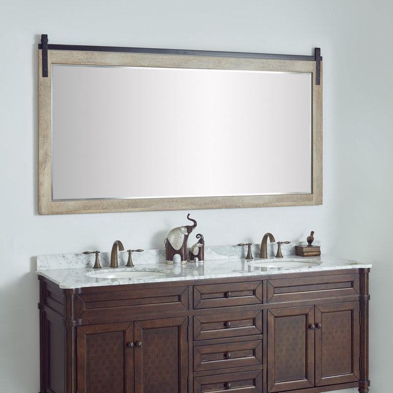 Miroir de salle de bain mural Karamfila, 39,4 po x 72 po, Bûches nord-américaines
