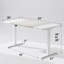 Bureau debout électrique 63 po x 30 po Latitude, poste de travail assis-debout réglable en hauteur avec 4 préréglages de mémoire, vitesse de levage rapide des années 20, blanc