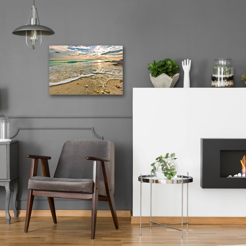 «Emerald Green Shell Covered Beach Sunset» par Ezra Tanner, art mural en verre acrylique, H 16 po x l 24 po