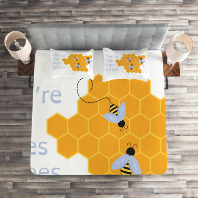 Honey Bee A Farmhouse / Country Polyester Geometric Shapes Coverlet