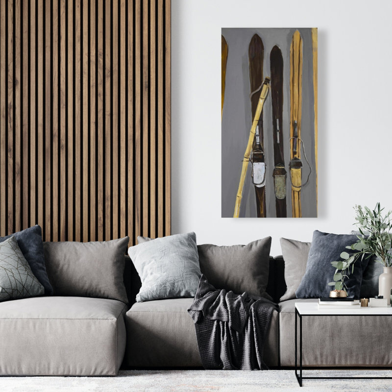 Bâtons de ski et skis rétro | «Man Cave», décor de toile grise, H 48 po x l 24 po