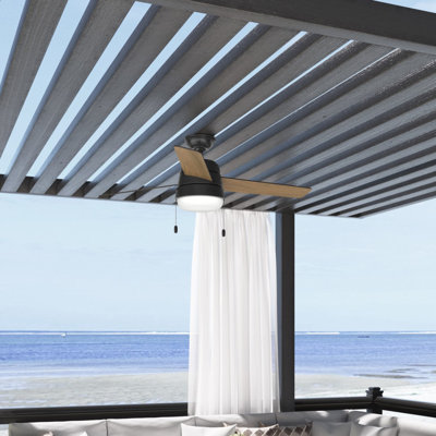 Ventilateur de plafond standard d'intérieur à 3 pales 52 po avec chaîne de traction et ensemble d'éclairage inclus Aker