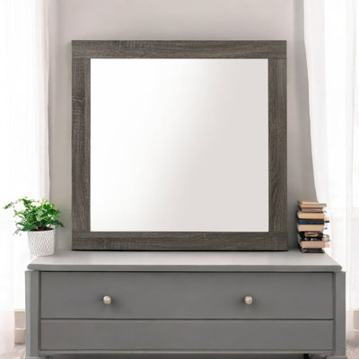 Miroir Avantika: un ajout élégant et fonctionnel à votre décor