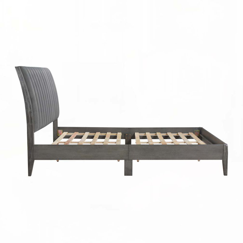 Lit tapissier en velours, Grand