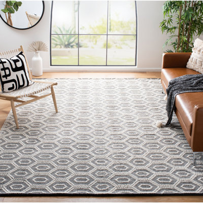 Trumann Natura Hand Woven Wool Cotton Geometric Rug in Gray/Cream