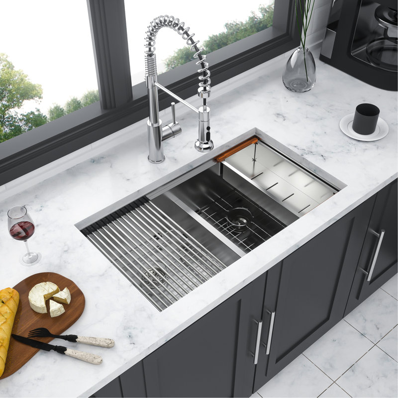Évier de cuisine à double cuve 50/50 en acier inoxydable de calibre 16 T304 de 33 po x 19 po avec cuve profonde de 10 po, coin arrondi R10, guide d'eau en forme de X pour faciliter le drainage, revêtement pour éviter la condensation,