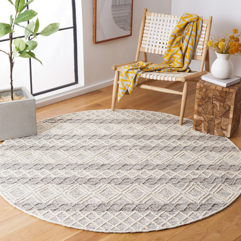 Natura Hand Woven Wool/Cotton Geometric Rug in Ivory/Charcoal, Runner 2'3" x 9'