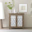 Armoire de rangement transitionnelle en bois massif