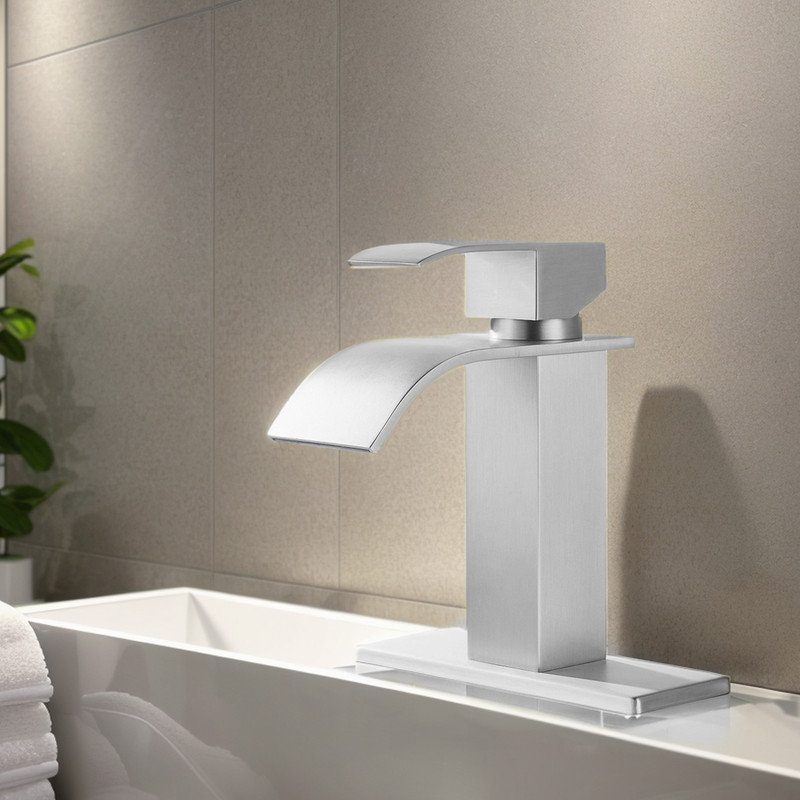Single-handle Bathroom Faucet, Brushed Nickel