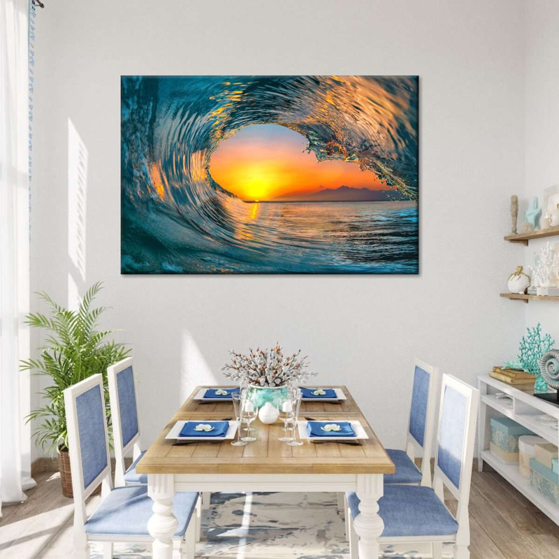 Vague dorée au coucher du soleil, H 27 po x l 40 po, Cadre flottant en bois naturel
