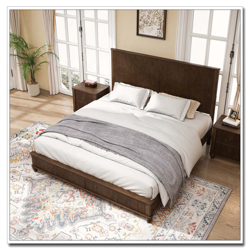 Ensemble de chambre à coucher avec lit et deux tables de chevet, Brun, Très grand