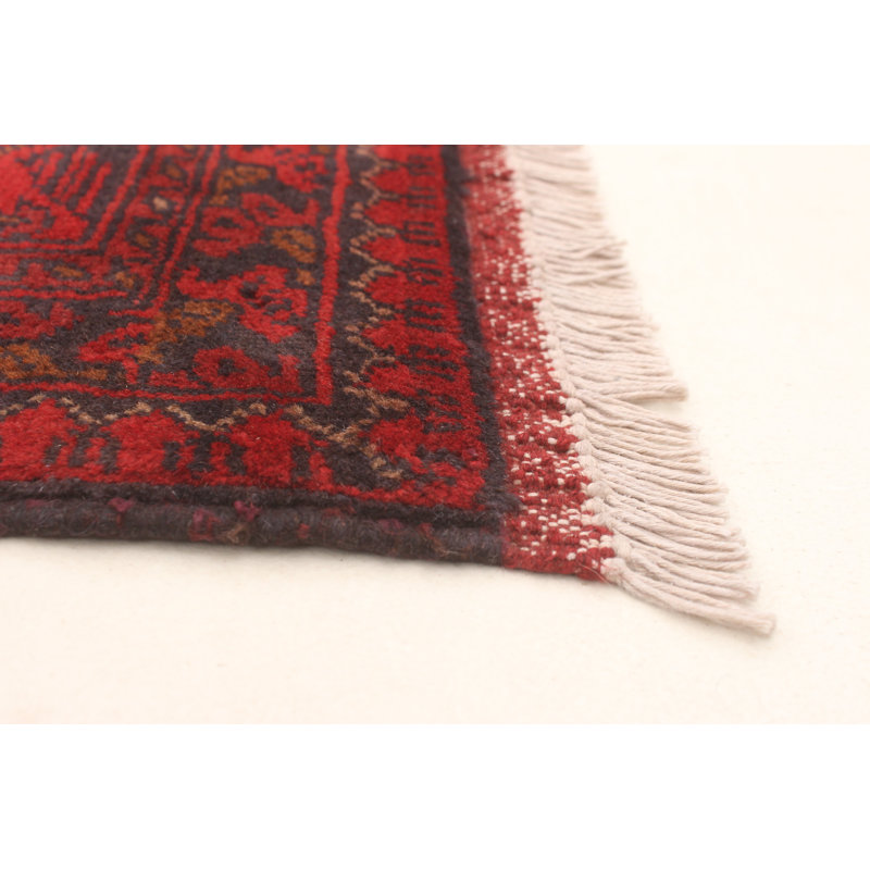 Tapis rouge noué à la main Esari Turkman 6 pi 8 po x 9 pi 8 po