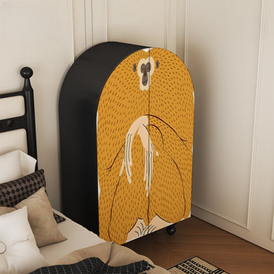 Armoire arquée avec tablettes et portes