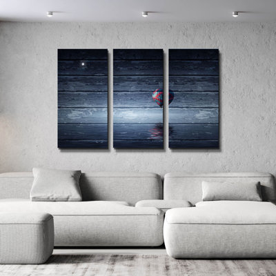 « Série Bois Un montgolfière » de Bess Hamiti, triptyque mural, 152 x 102 cm
