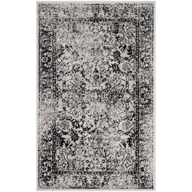 Heidler Performance Oriental Rug, Rectangle 2'6" x 4'