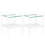 Deux tables d'appoint rectangulaires en verre trempé pour un salon fonctionnel, moderne et relaxant