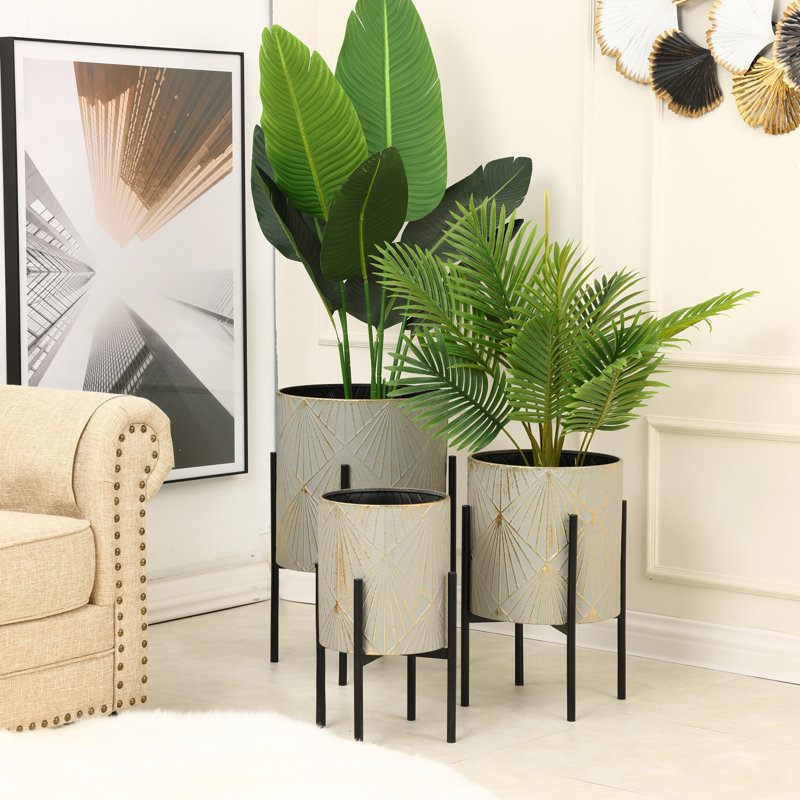 Fedler 3-Piece Set Handmade Metal Pot Planter with Black Stands