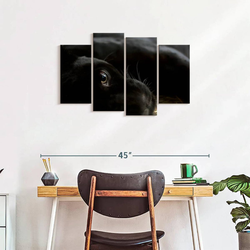 «Comfortable Black Panther», reproduction d'art sur toile, H 36 po x l 22 po x P 1 po