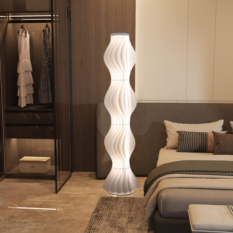 Lampe sur pied à DEL 67 po à intensité variable avec abat-jour Hula