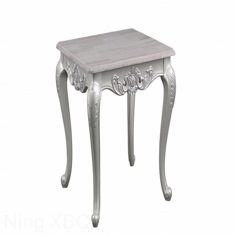 Table de bout en bois de style traditionnel avec finition argentée