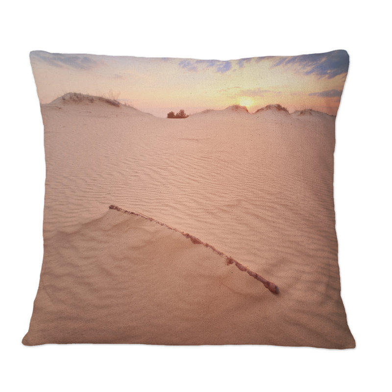 Coussin décoratif Sunset On Sand Dunes, 18 po x 18 po