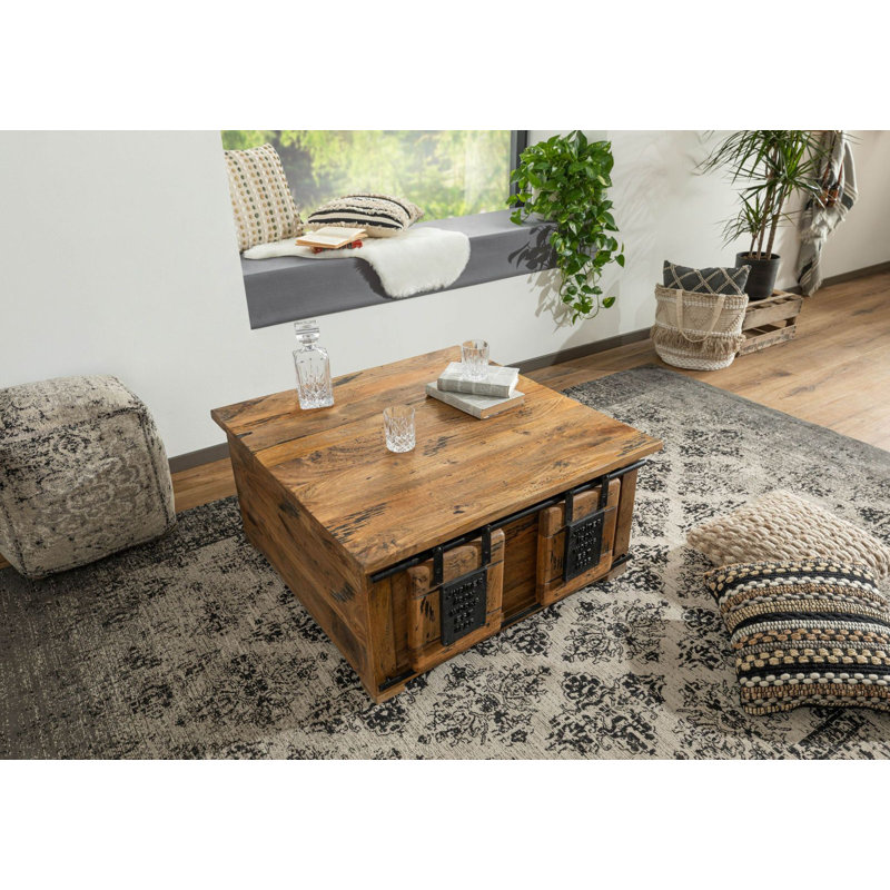 Railway Blanket Chest