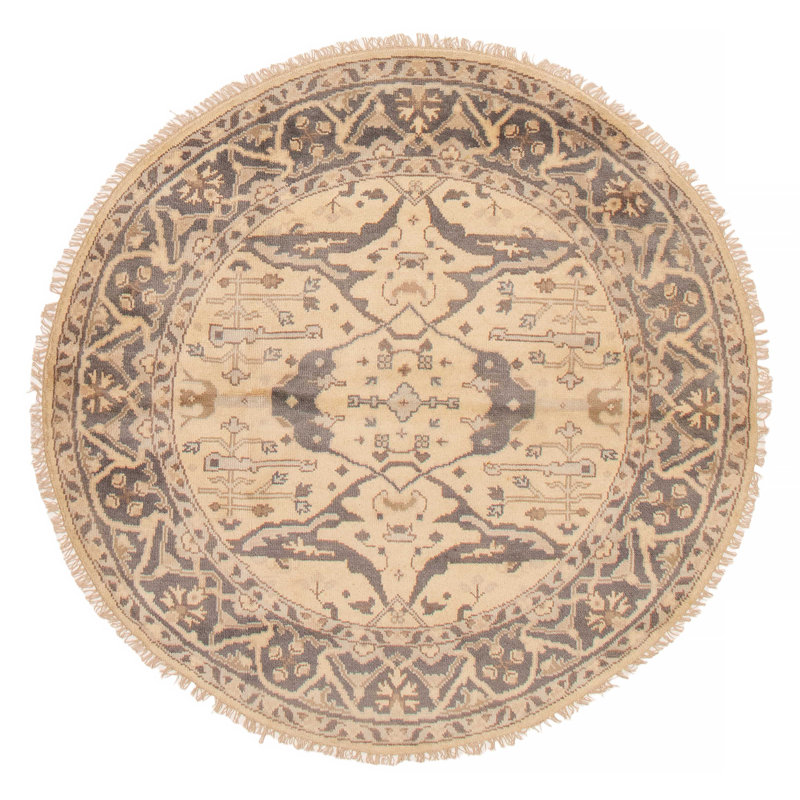 Tapis crème Royal Oushak 5 pi 11 po x 5 pi 11 po