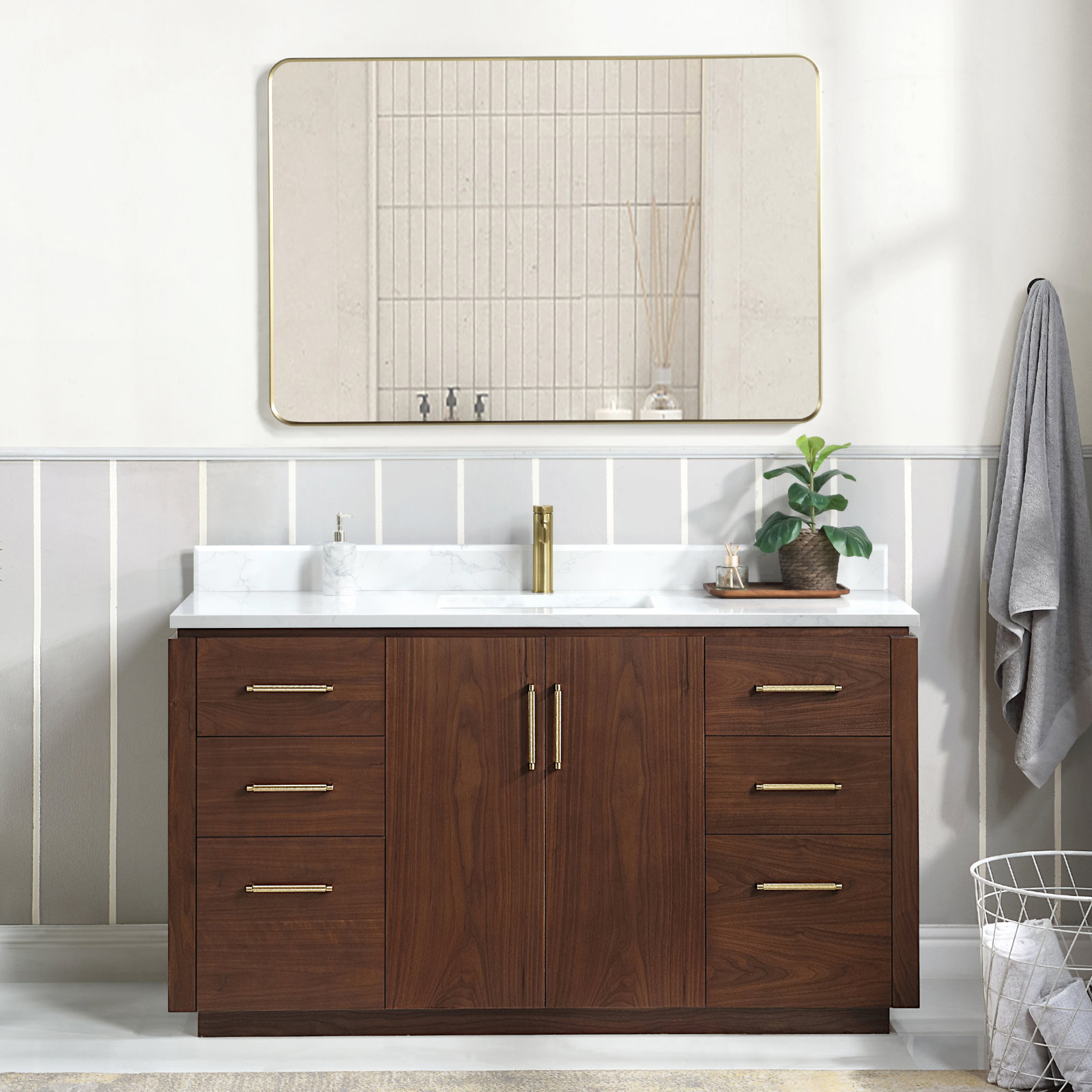 Cloverfield 60'' Single Bathroom Vanity, Natural Walnut, Gold