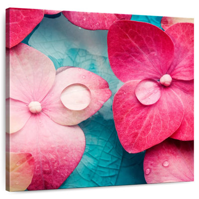 Harnek Pink Flowers