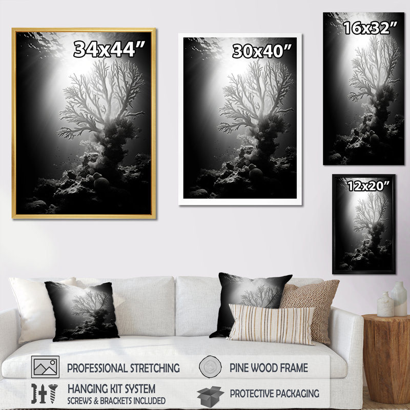 «Black and White Coral Plant III - Beach & Ocean», reproduction d'art sur toile, H 32 po x l 16 po x P 1 po