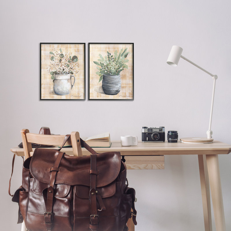 «Traditional Flowers Pitcher Pot», ensemble de 2 estampes numériques encadrées par Kelley Talent, Giclée encadrée noir minuit